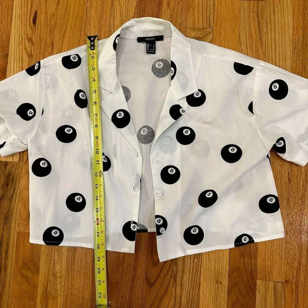 ADORABLE AND UNIQUE **Forever 21** CROP TOP! NWOT - Picture 3 of 5